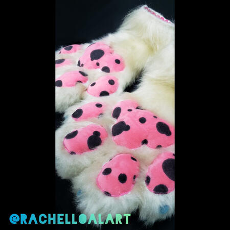 Glitter Cream Paws Glitter Cream Paws