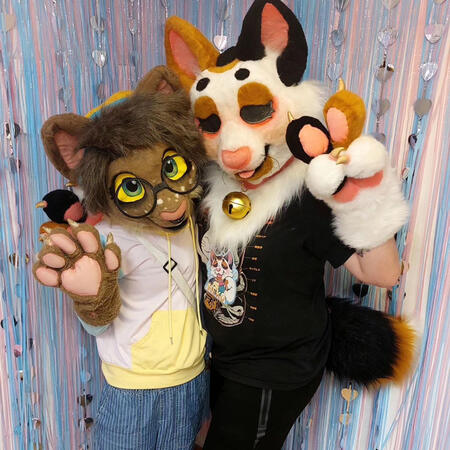 Camomila and Maneki Neko